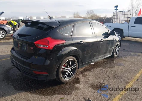 2016 Ford Focus St z USA, uszkodzony, nr VIN 1FADP3L97GL405179